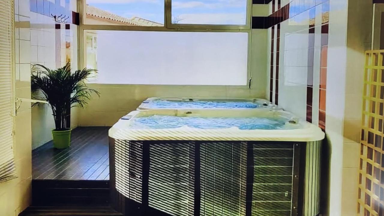 Maison Village Vacances Demeures Du Ventoux 아우비그난 외부 사진