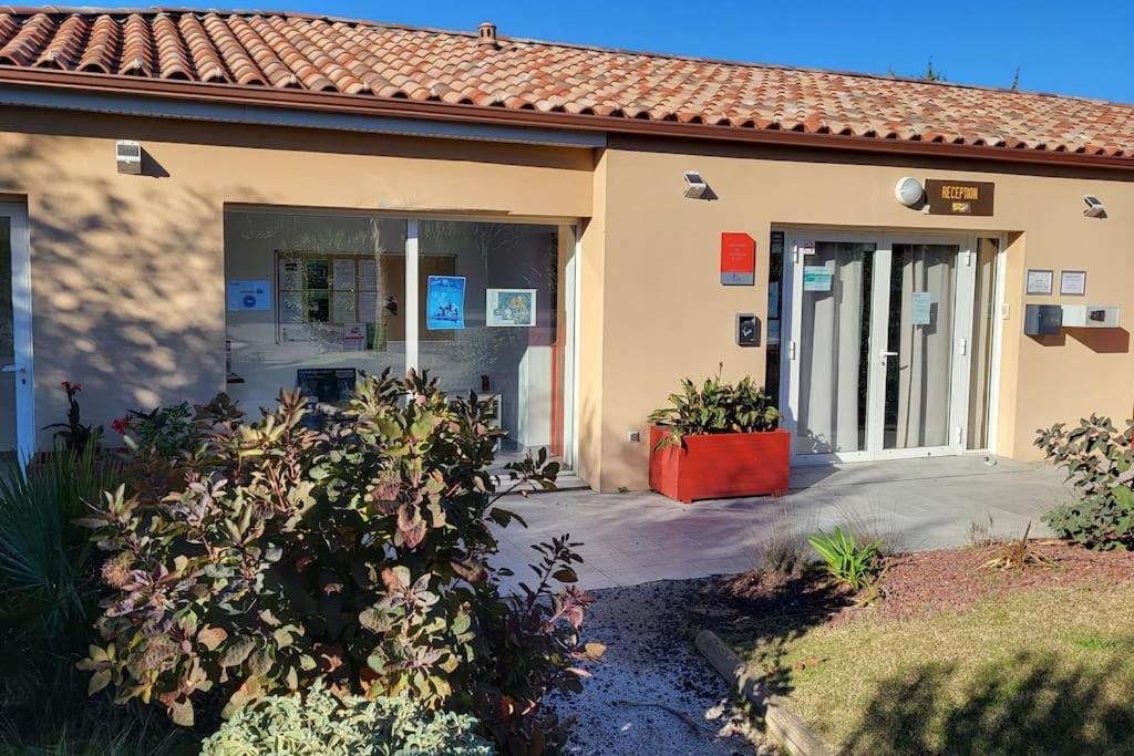 Maison Village Vacances Demeures Du Ventoux 아우비그난 외부 사진