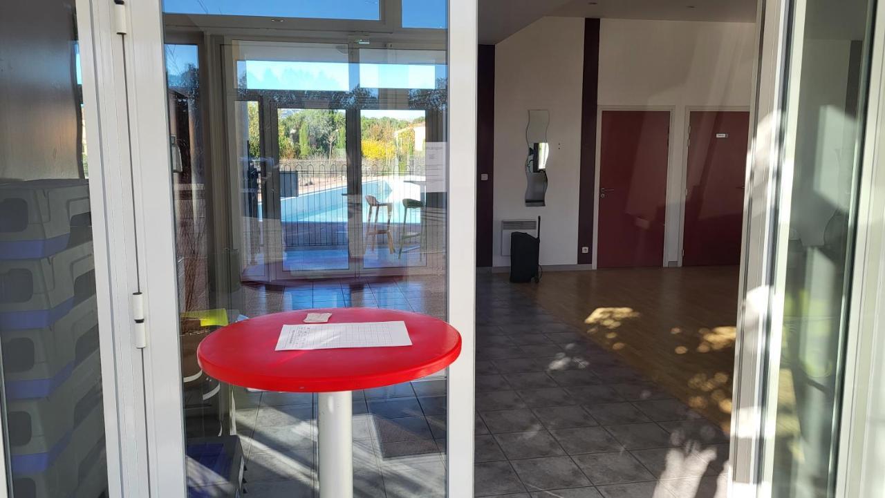 Maison Village Vacances Demeures Du Ventoux 아우비그난 외부 사진